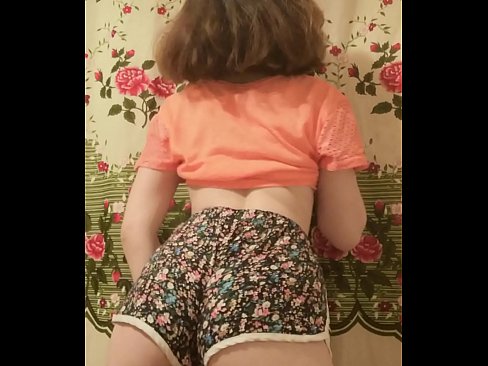 ❤️ Leanabh òg sexy a ’toirt dheth na shorts aice air a’ chamara ☑  Gnè càileachd  aig gd.nastypornpics-com.ru ❌❤
